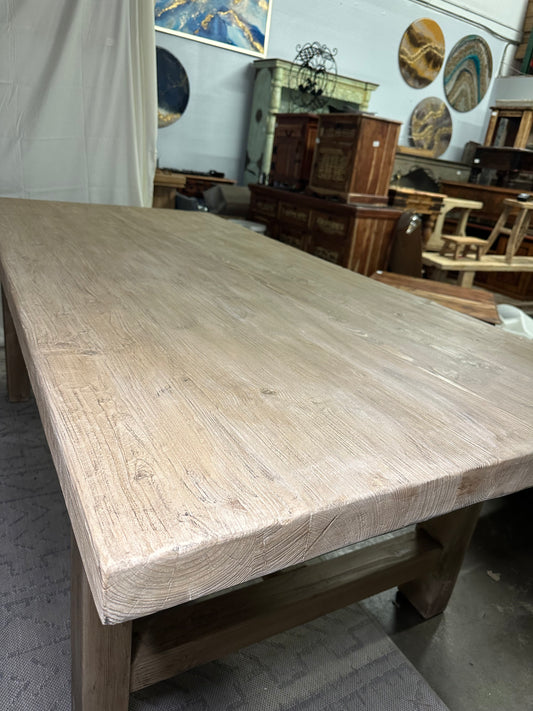 7 foot Capri Heritage Dining Table 84x40x30H