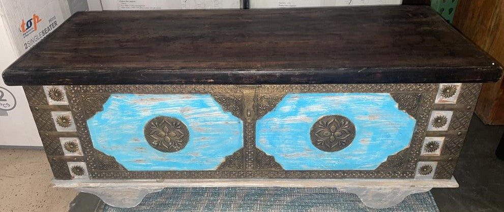 Antique Indian Trunk on Wheels | Vintage Indian Trunk| Handmade Indian Trunk| Indian Coffee Table | Coffee Table on Wheels