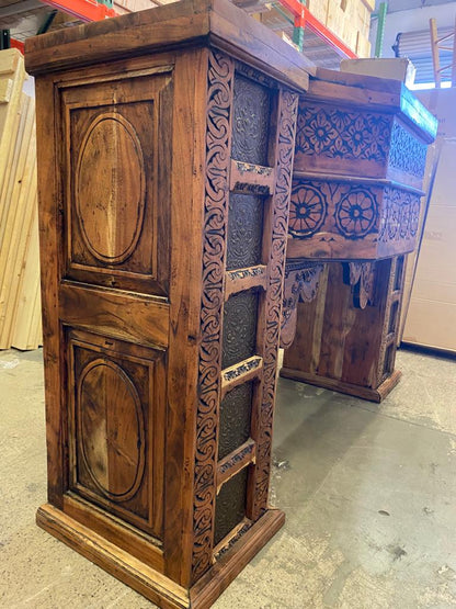 Luxurious Indoor Home Bar| Indian Antique Vintage Home Bar| Handmade | Teak Wood Home Bar| Hand Carved